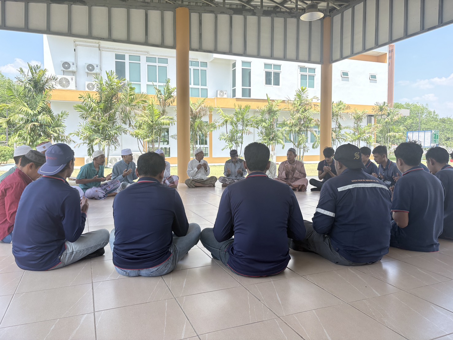 ทำบุญบริษัทประจำปี (ตามพิธีทางศาสนาอิสลาม)